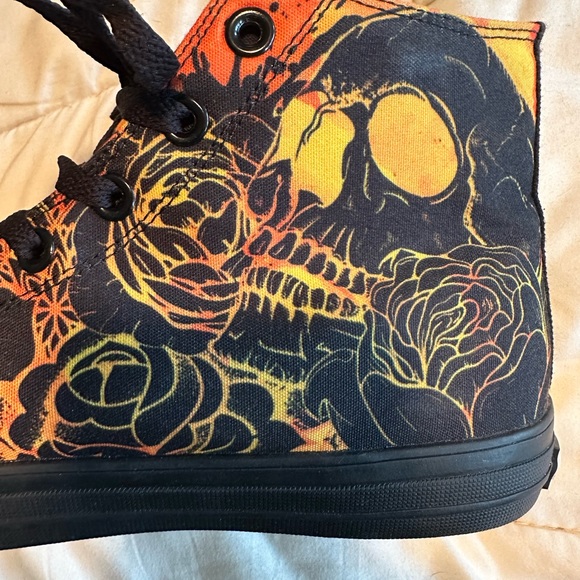 Men’s Raad Hightop Sneakers - Picture 4 of 8